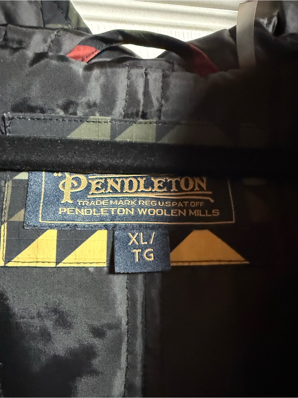 Pendleton Hooded Geometric Jacket - Women’s - Picture 5 of 9